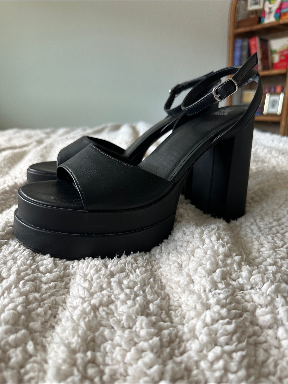 wild fable Black Platform Block Heel Sandals